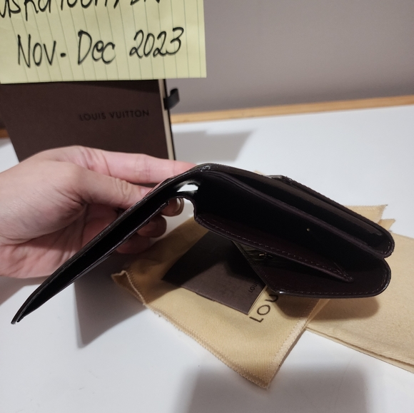 ❌SOLD❌ Louis Vuitton Monogram Vernis Elise Compact Wallet - Picture 5 of 12